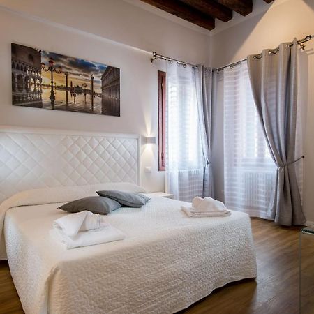 Hotel Ca' Giusta Venezia Esterno foto